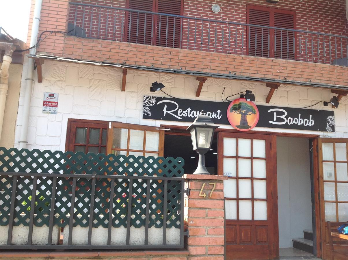 Habitaciones Baobab Rubí Dış mekan fotoğraf
